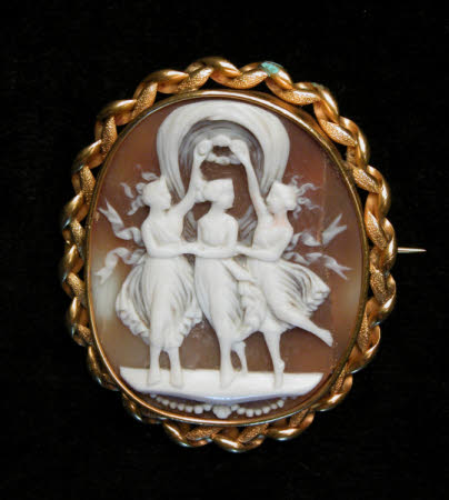 Cameo brooch