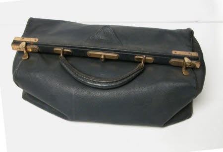 Gladstone bag