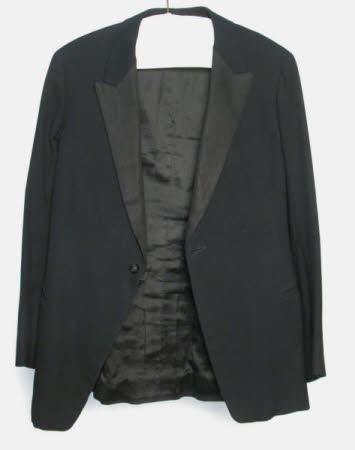 Dinner jacket