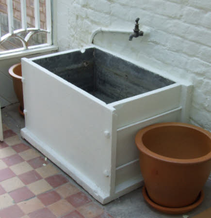 Water trough