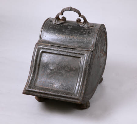 Scuttle