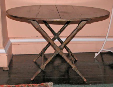 Occasional table