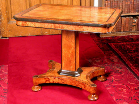 Centre table