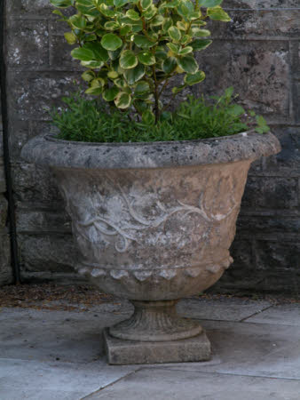 Urn