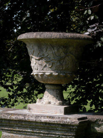 Urn