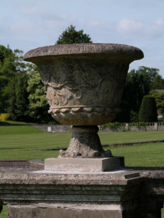 Urn