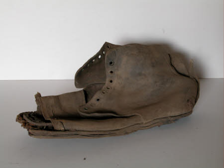 Shoe