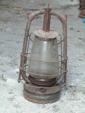 Hurricane lamp