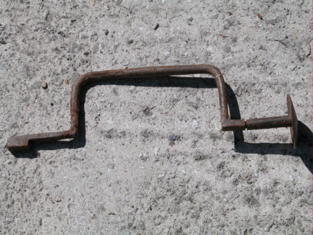 Hand drill