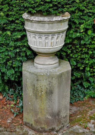 Urn