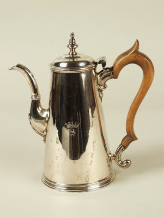 Coffee pot