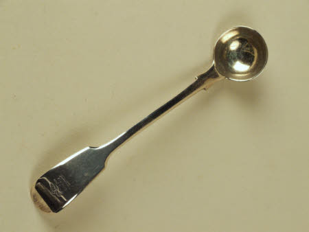 Mustard spoon