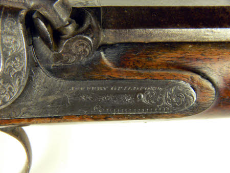 Percussion gun