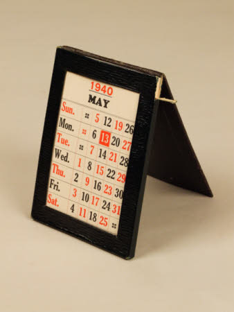 Desk calender