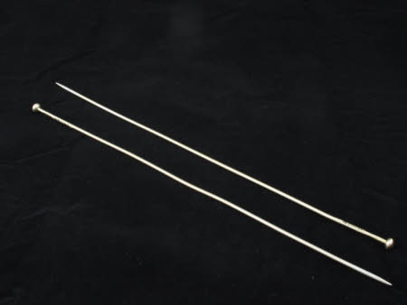 Knitting needle