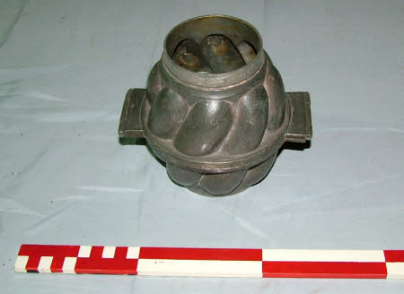 Bombe mould