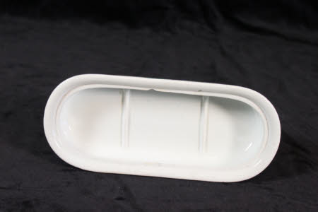 Toothbrush tray