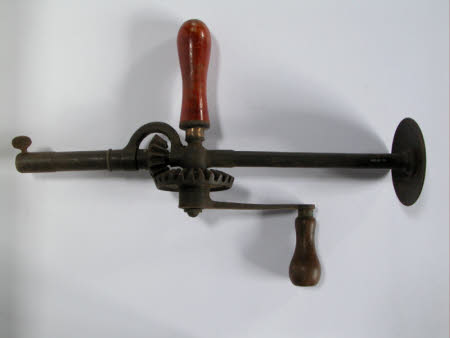 Hand drill