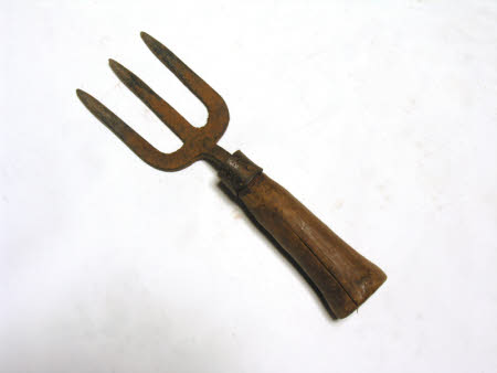 Hand fork
