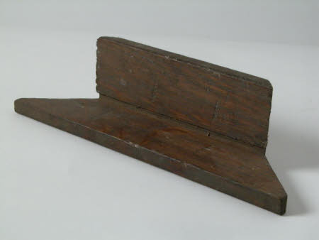 Mitre block