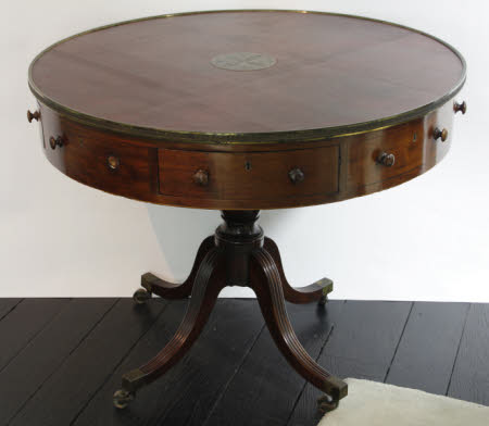 Drum table