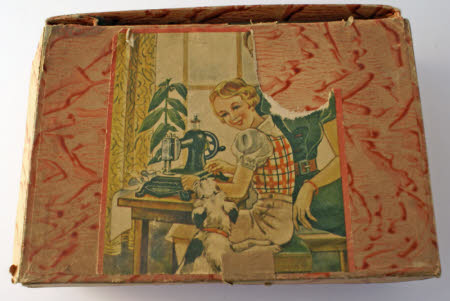 Toy sewing machine box