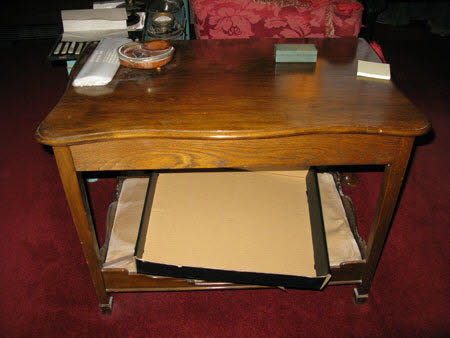 Occasional table