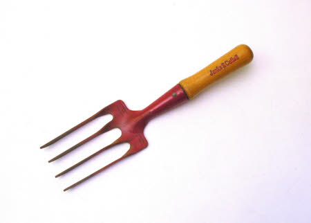 Hand fork