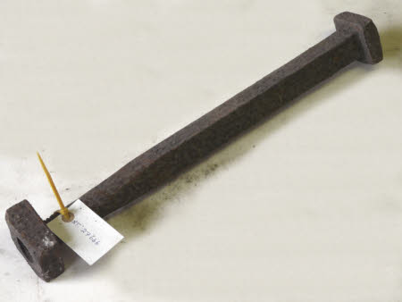 Nut and bolt