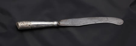 Knife