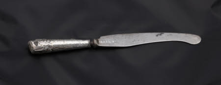 Knife