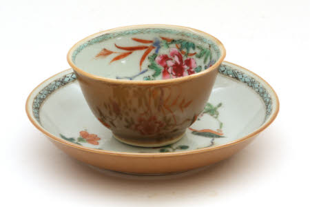 Tea bowl and saucer