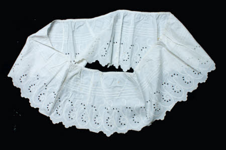 Petticoat flounce
