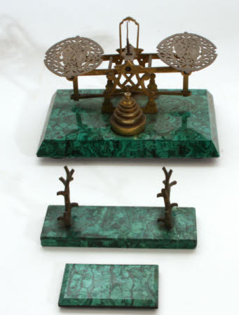 Desk set