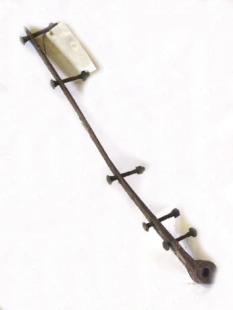 Strap hinge