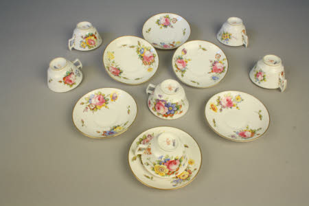 Tea cup saucer