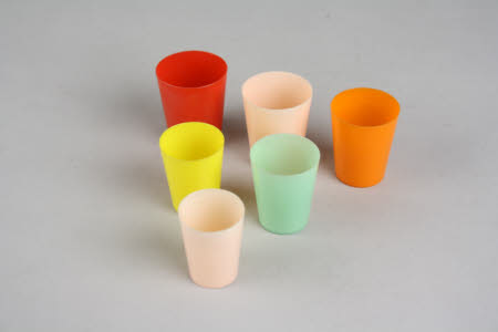 Dice shaker cup