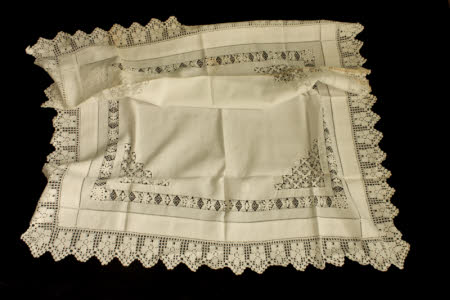 Tea tablecloth