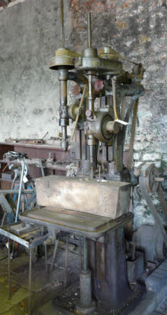 Drilling machine