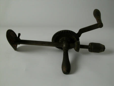 Hand drill