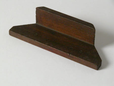 Mitre block