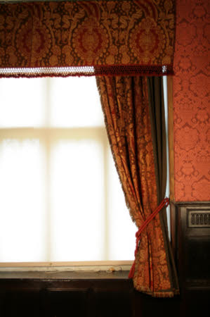 Curtain