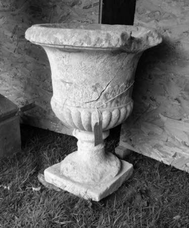 Urn