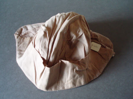 Woman's bonnet