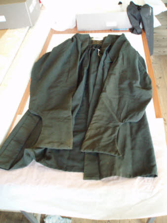 Academic gown
