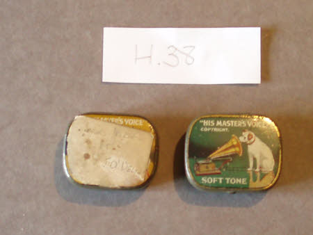 Gramophone needle box