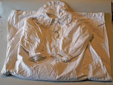 Woman's nightdress