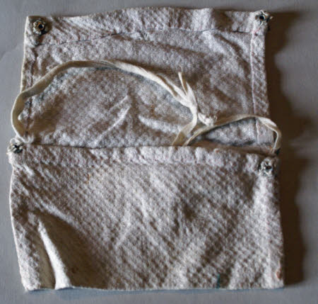 Embroidered bag