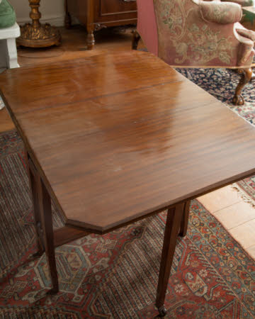 Tea table