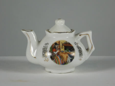 Teapot and lid